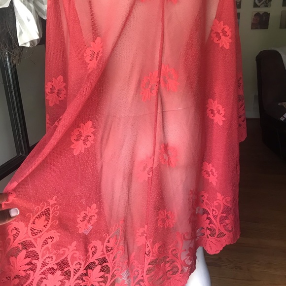 SOLD SOLD SOLD‼️New Paper + Tee Cardigan/Coverup - Picture 4 of 7